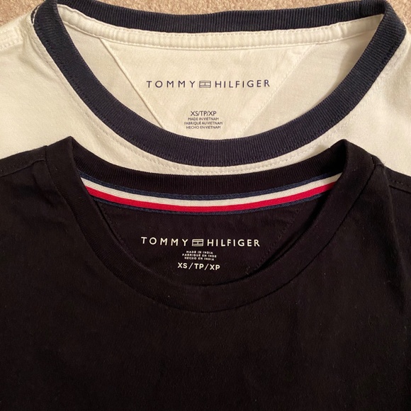 Tommy Hilfiger Classic T-Shirts - Picture 4 of 4